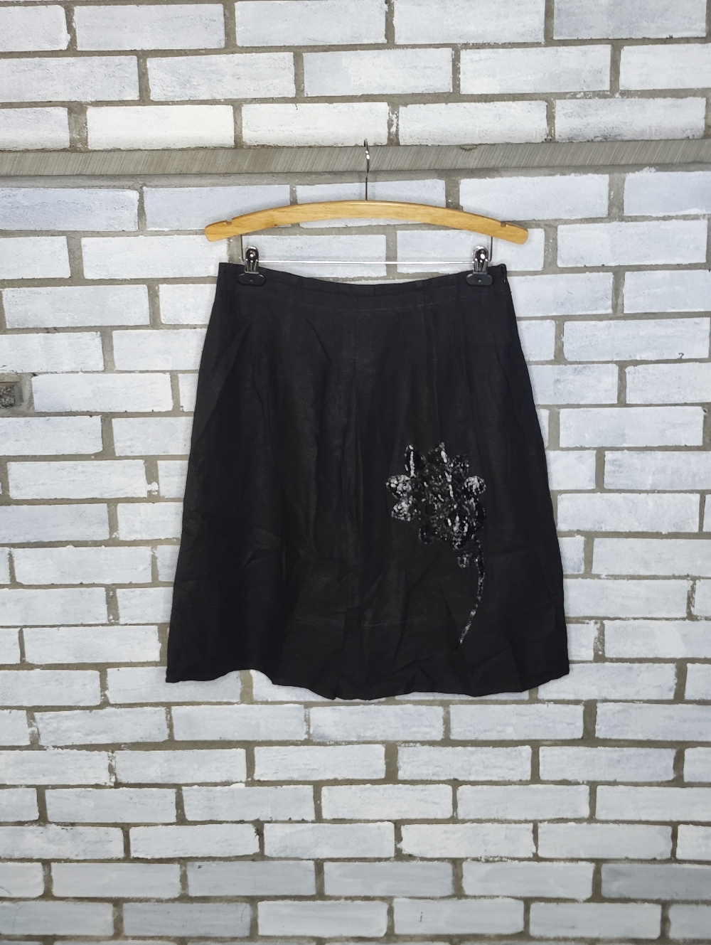Lilly Stanhope Women's Linen Blend A-Line Pleated Skirt Size 8 Black Floral